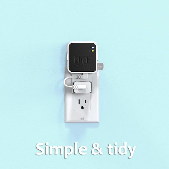 256GB USB Flash Drive and Outlet Mount - Image 3