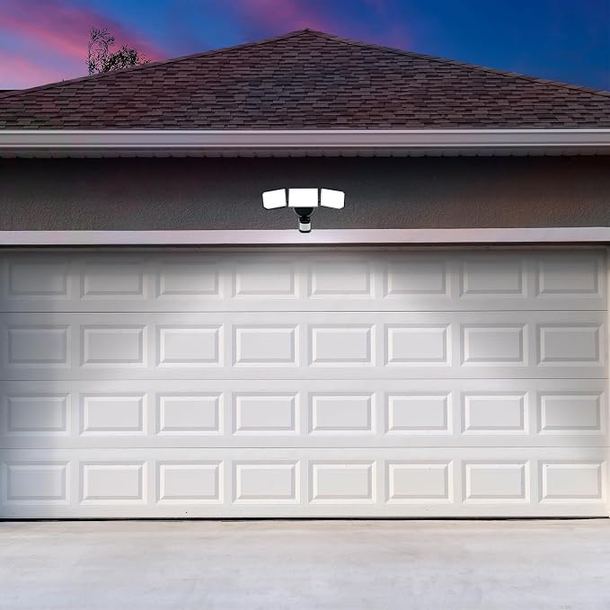 Guardian Flood and Security Wall Light - Image 6