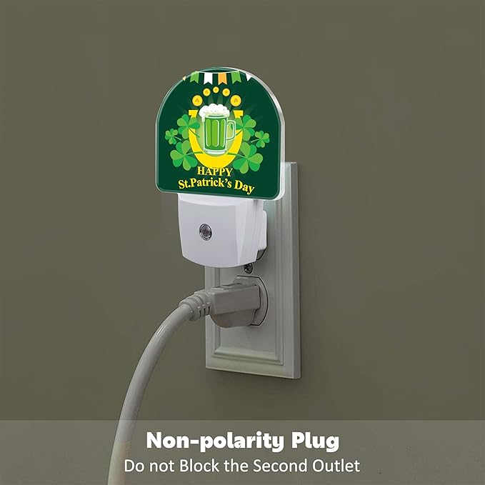 Happy St. Patrick's Day Night Light for Kids,Clover and Green Beer Night Light Plug in with Dusk to Dawn Sensor, 0.5w Energy Saving Sleep Friendly Nightlight for Hallway Stairway Kitchen Bedroom