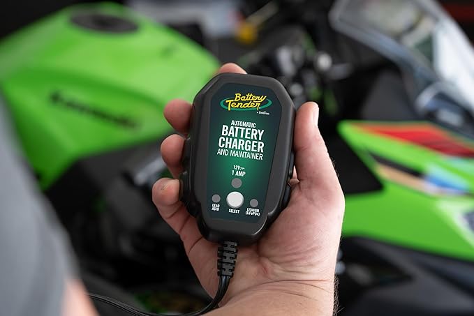 Battery Tender Junior 12V, 800mA Battery Charger and Maintainer for Lead Acid and Lithium Batteries - Switchable Battery Charger for Powersports - 022-0199-DL-WH