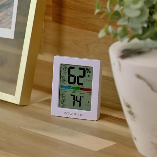 AcuRite Humidity Meter Hygrometer and Indoor Digital Thermometer - Image 4