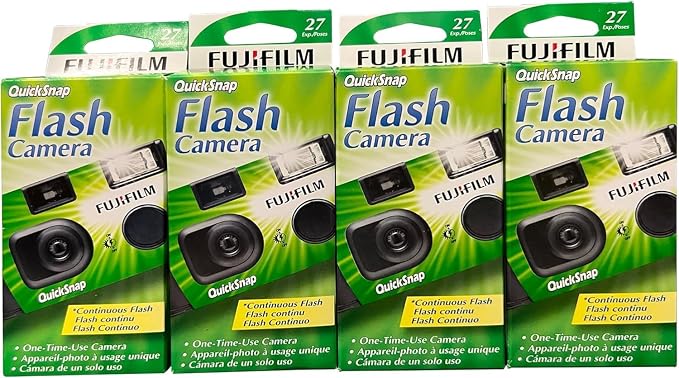 Fujifilm QuickSnap Flash 400 One Time Use 35mm Camera by FUJIFILM