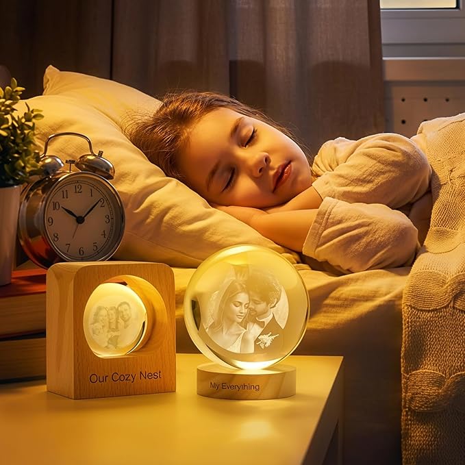 Yijhpbc Custom 3D Crystal Photo Night Light Personalized Photo Crystal Ball Engraved Picture Lamp with Wood Base Memorial Gift for Pets Family Couple Birthday Valentine's Day (Style 2)