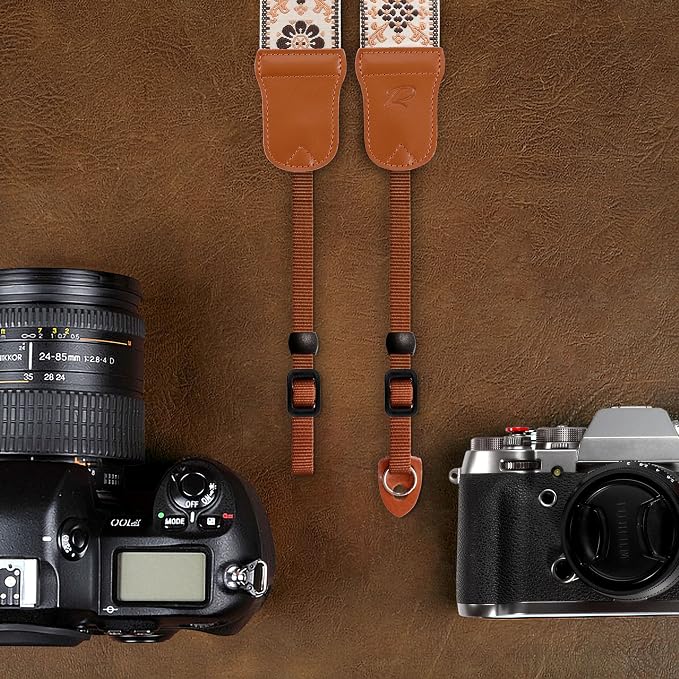 Padwa Lifestyle Elegant Brown Floral Camera Strap - Image 6